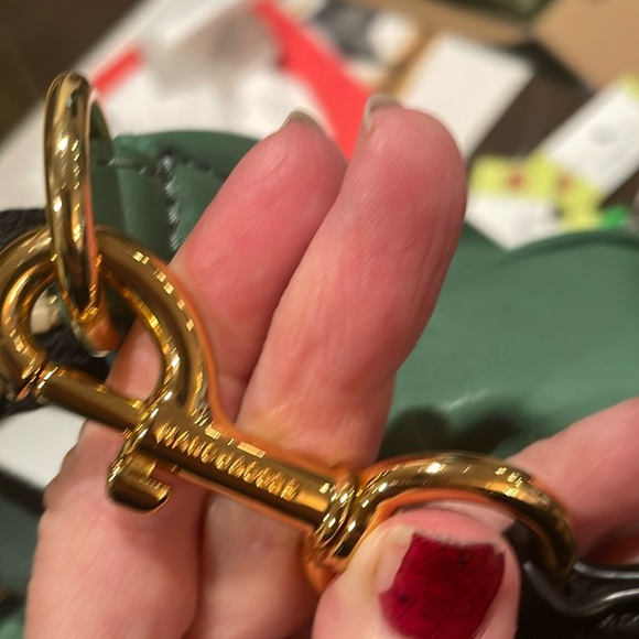 🥳🎉HOST PICK🎉🥳Gorgeous Marc Jacob’s leather bag - Picture 5 of 12